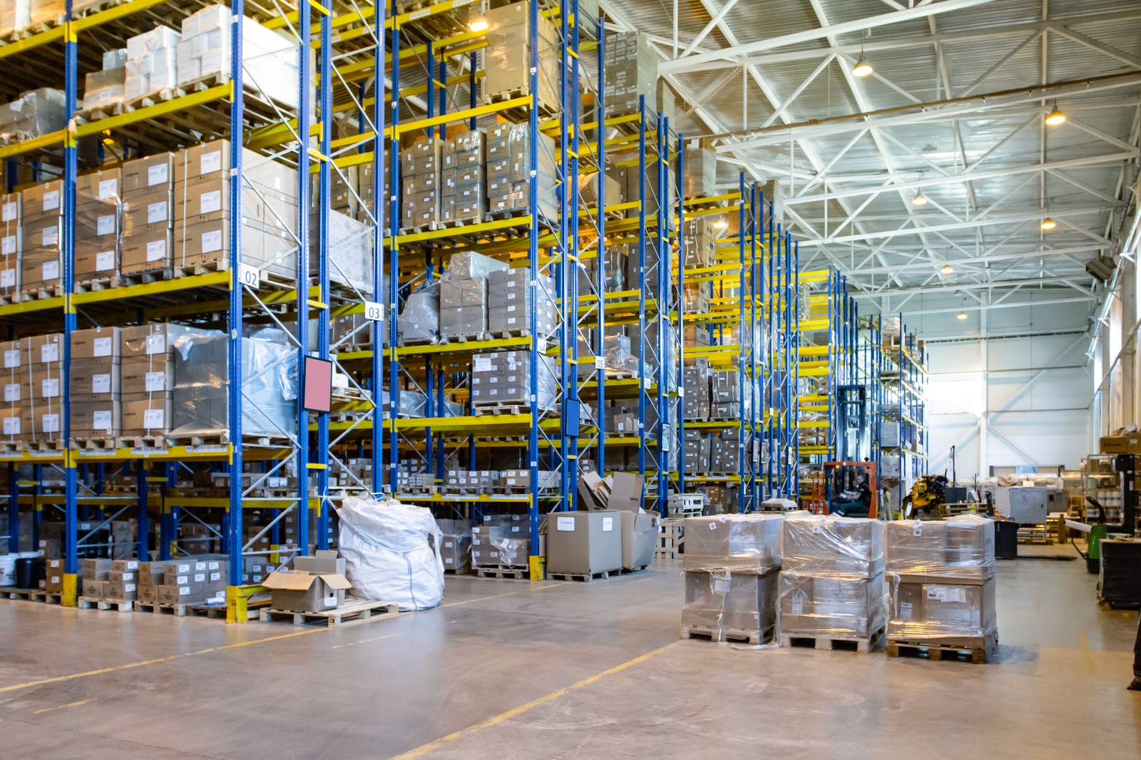 How Businesses Improve Inventory Flow In Busy Warehouses
